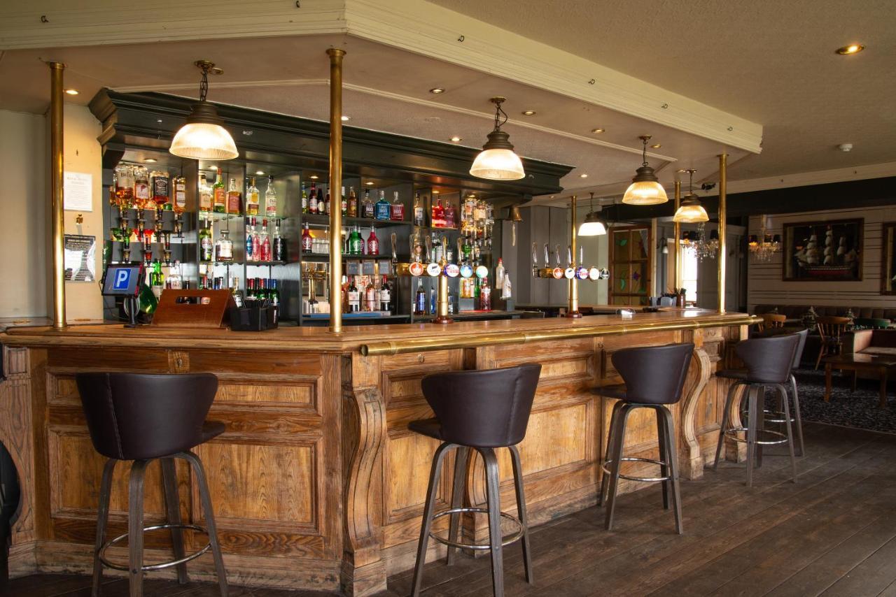 Royal Hotel, Bar & Grill Purfleet Exteriér fotografie
